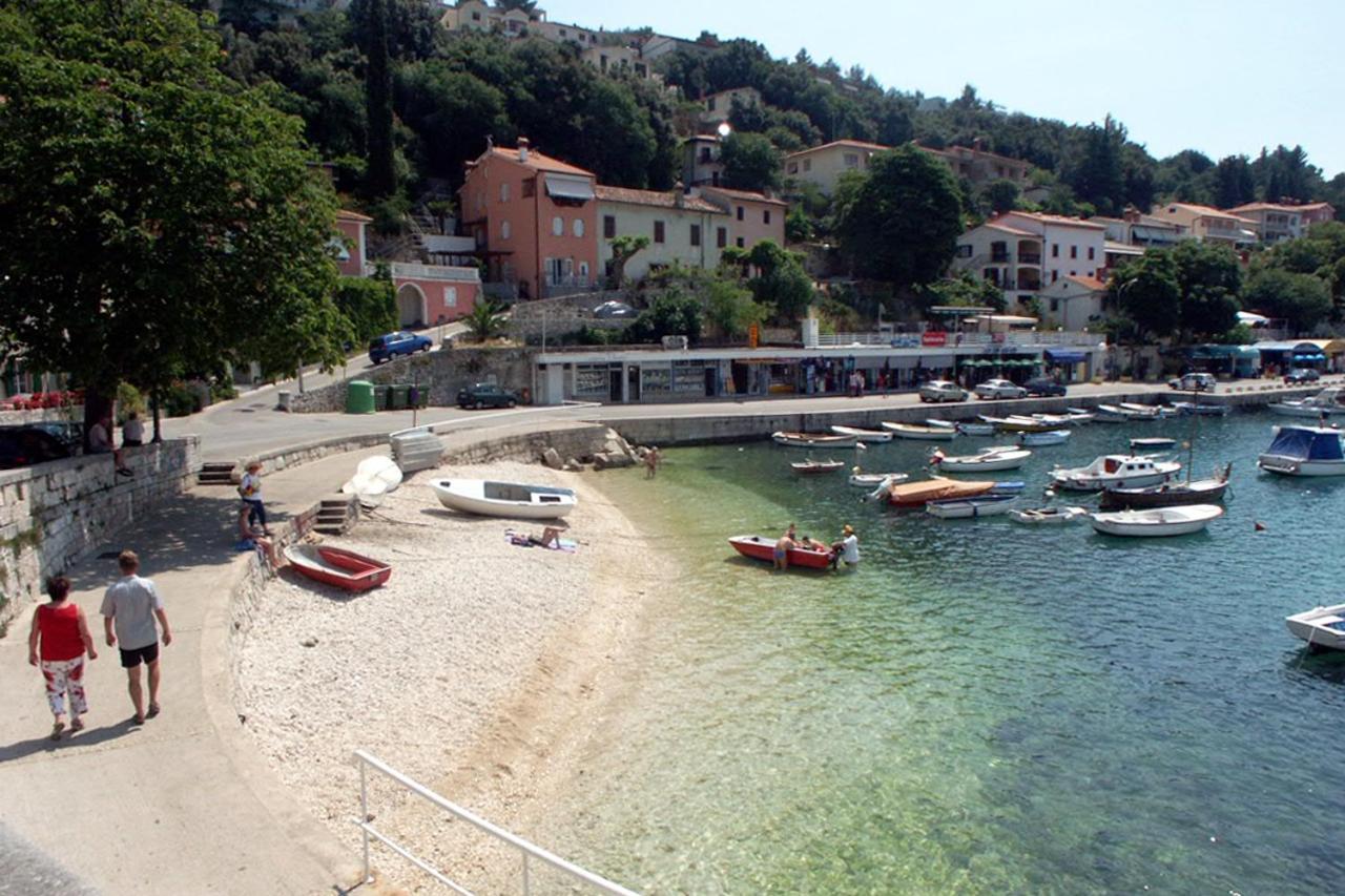 Apartments With Wifi Rabac, Labin - 17261 Luaran gambar