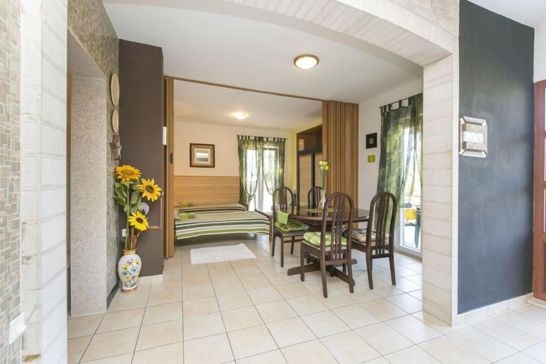 Apartments With Wifi Rabac, Labin - 17261 Luaran gambar