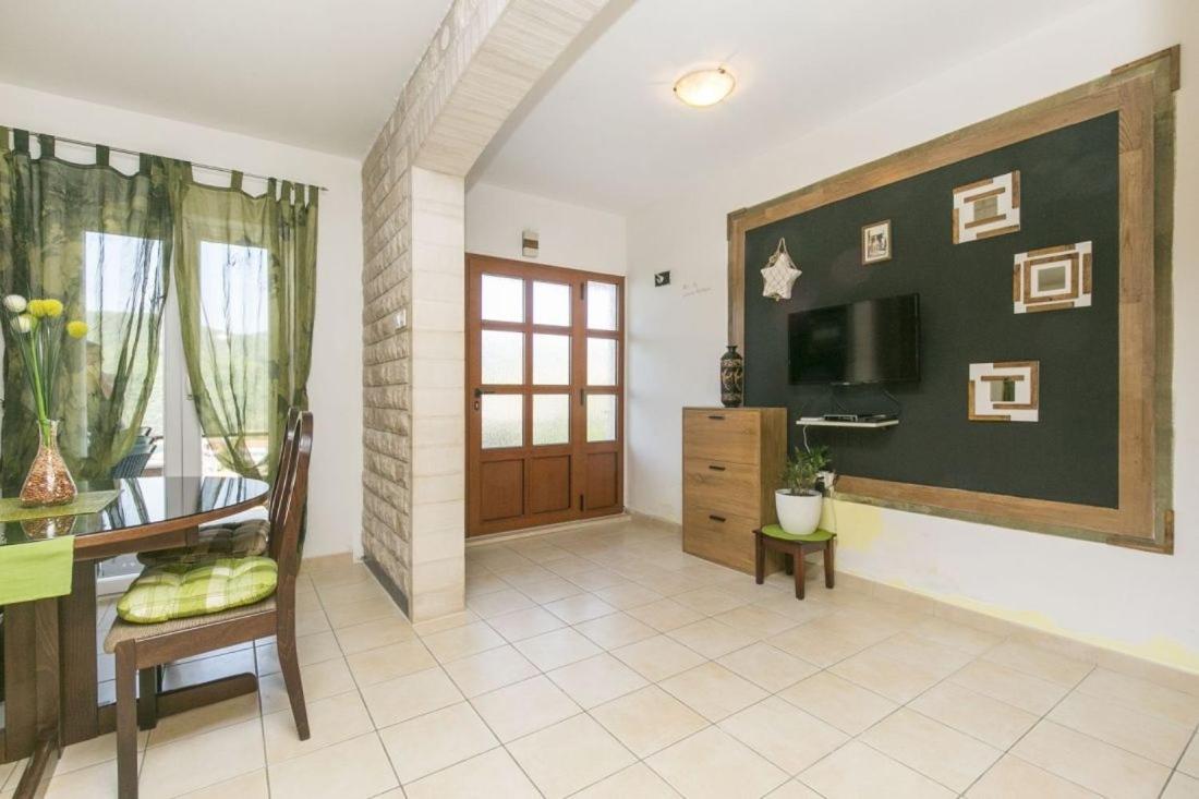Apartments With Wifi Rabac, Labin - 17261 Luaran gambar