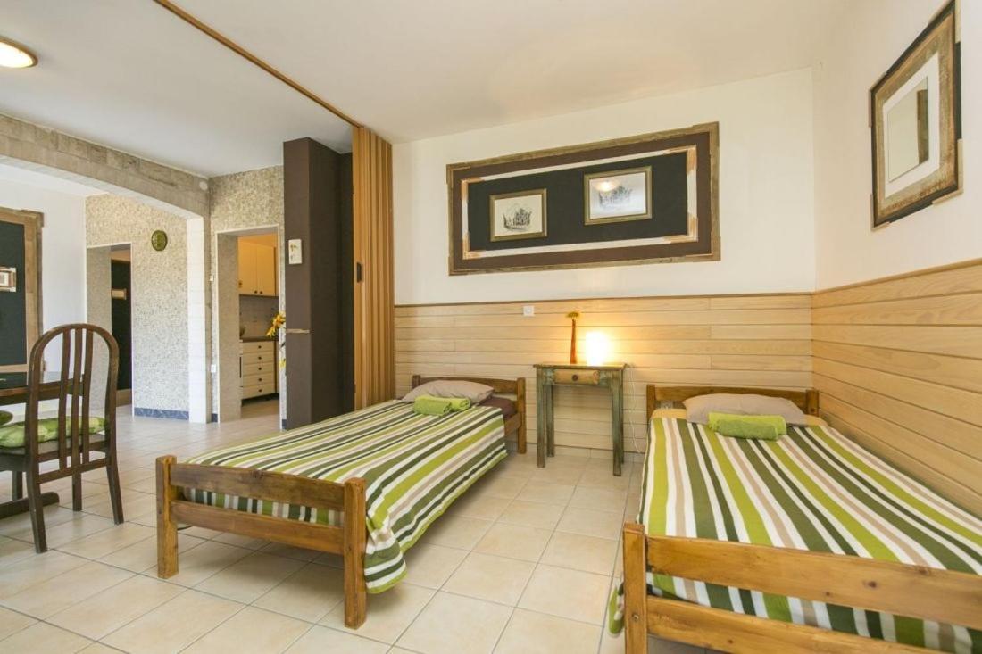 Apartments With Wifi Rabac, Labin - 17261 Bilik gambar
